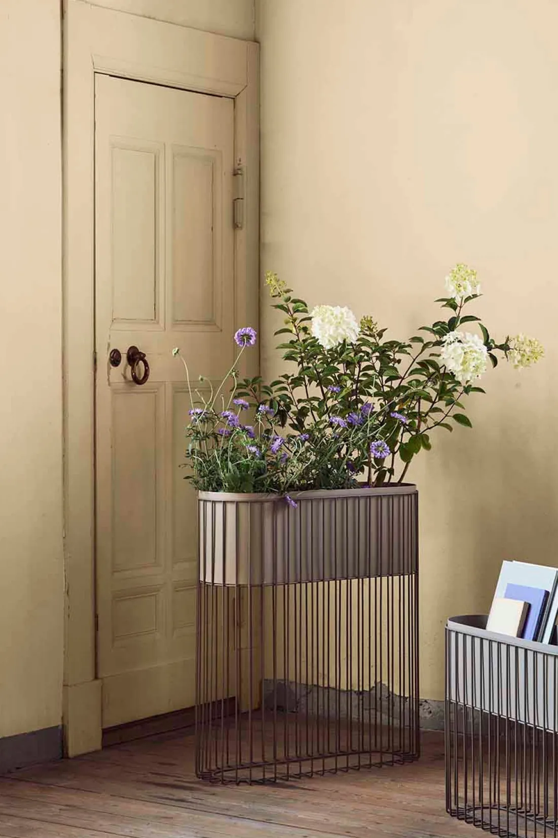 Broste Copenhagen Fenja Ständer mit Übertopf