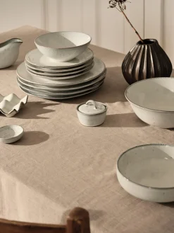 Broste Copenhagen Nordic Sand Schüssel mit Deckel