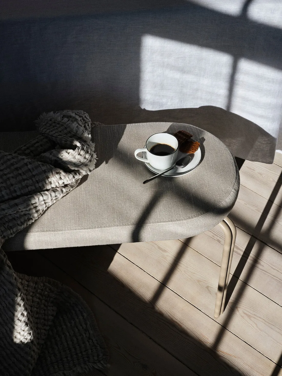 Broste Copenhagen Salt Tasse mit Untertasse